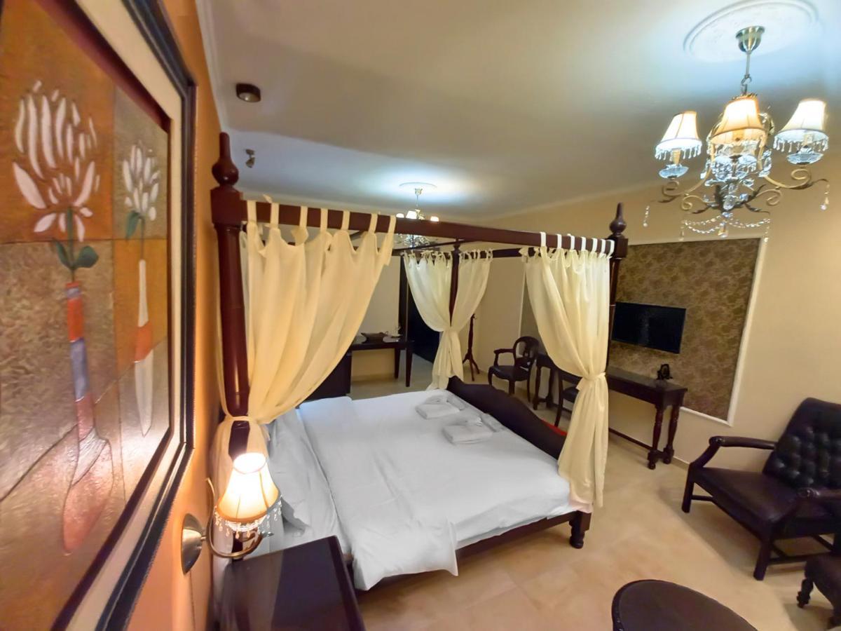 Pozar Salt Cave Hotel Spa กาโต ลูตรากี ภายนอก รูปภาพ